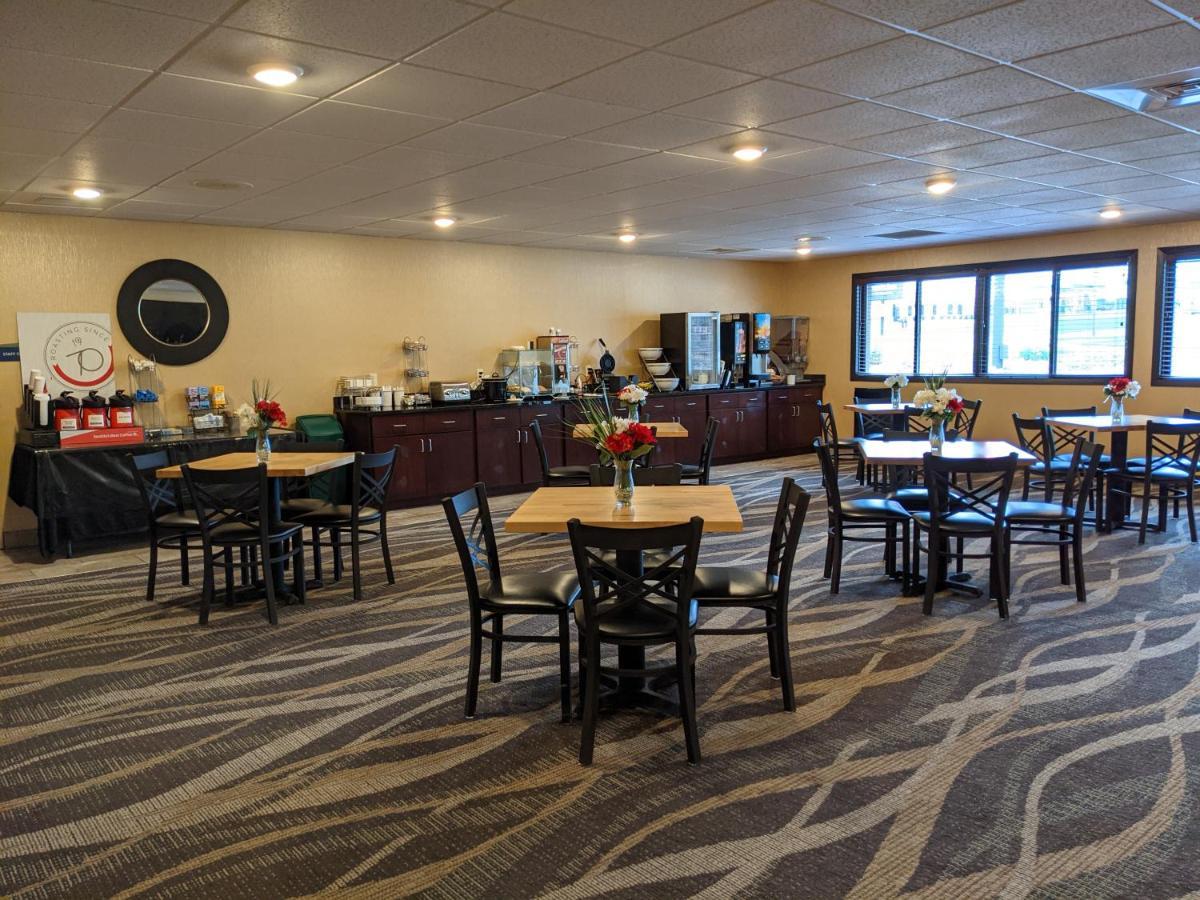 Cobblestone Inn & Suites - Merrill Zewnętrze zdjęcie